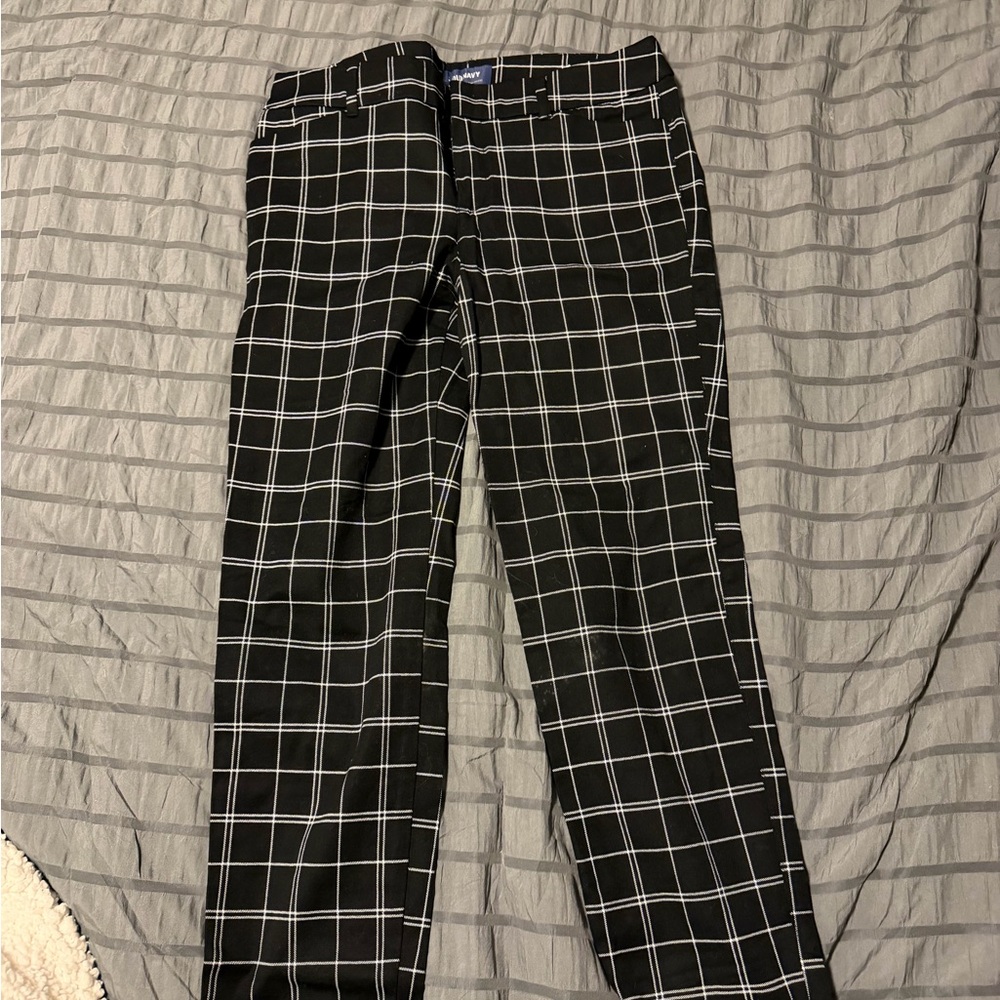 Old Navy Black Windowpane Plaid Capris